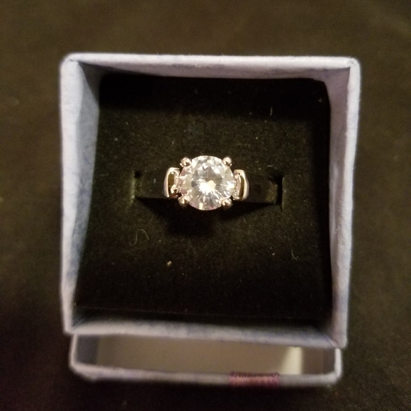 AAA Diamond CZ Engagement Ring - Picture 2 of 3